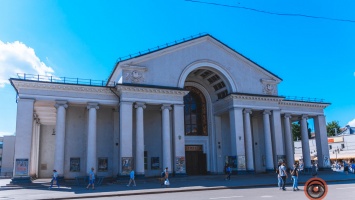 Каким было и каким стало здание Криворожского Академического театра им. Тараса Шевченко