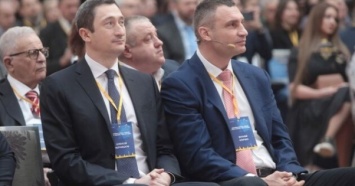 Из-за дружбы с Кличко министр Чернышов выступил против Офиса президента, - эксперт
