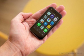 Mony Mint - самый маленький в мире 4G-смартфон с ценой $99