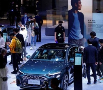 Дефицит компонентов сократил объемы продаж автомобилей в Китае на 12%