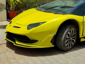 Энтузиасты из Индии потратили 25 дней на превращение Honda Civic в Lamborghini Aventador SVJ (ВИДЕО)