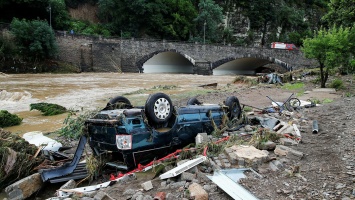 Наводнение в Германии унесло жизни 19 человек, без света остались 200 тысяч жителей. Фото и видео