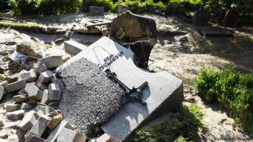 Наводнение уничтожило памятники культуры (фото)