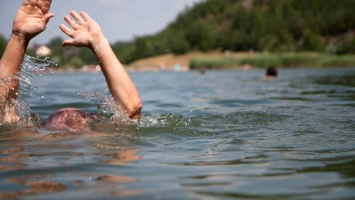 Житель Кривого Рога купался пьяным и утонул