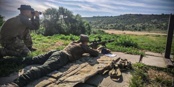 Новую украинскую винтовку начали осваивать снайперы Нацгвардии (ФОТО)