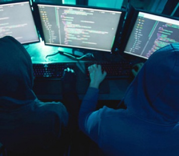 Хакеры нашли способ взломать ПК за три минуты через уязвимости Windows 11 и Linux