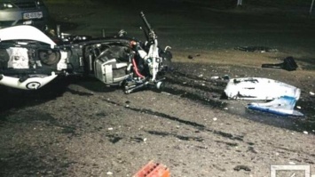 Ночью в Мариуполе разбился мотоциклист, - ФОТО