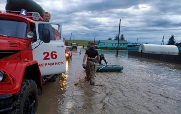 В России рухнул железнодорожный мост на Транссибе