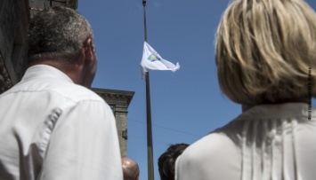 В центре Киева подняли флаг в честь Олимпиады