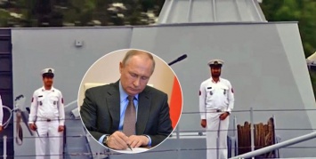 На глазах у Путина: Моряк почесал причинное место во время парада ВМФ