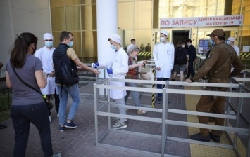 У Кличко заявили, что Киев единственный выполняет план вакцинации