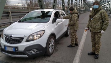 Украина меняет правила пересечения границы из-за COVID-штамма «Дельта» - что нового