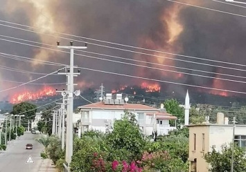 Добрались до Анталии в Турции бушуют масштабные лесные пожары