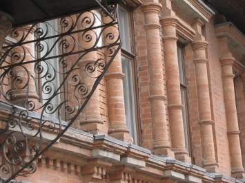 Старинные здания Днепра поражают своей красотой и неповторимостью (фото)