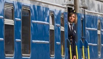 Укрзализныця предупреждает об опоздании поездов из-за аварии возле станции Решетиловка