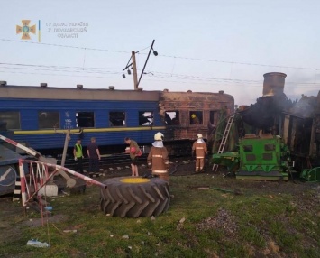 Авария на переезде в районе Решетиловки: движение поездов будут восстанавливать до завтра