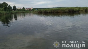 В Новоселовке из реки выловили тело мужчины: нужна помощь в опознании