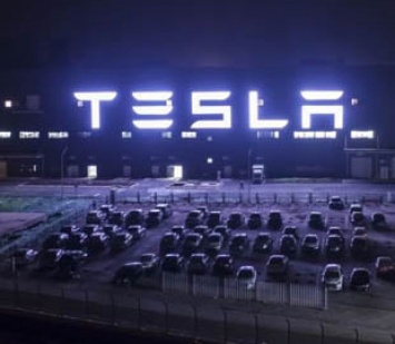 Китайские покупатели отвернулись от Tesla