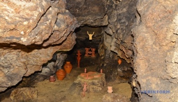 Подземный музей на Тернопольщине воссоздаст гончарную мастерскую трипольцев