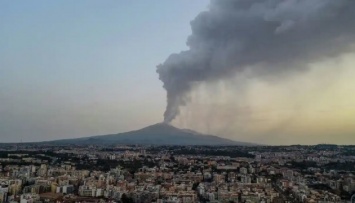 Выше, чем когда-либо: вулкан Этна рекордно «подрос»