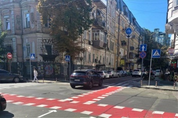 В Киеве появятся велосипедные зоны ожидания: на каких улицах и как ими пользоваться, - ФОТО