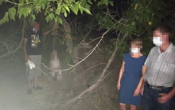 Житель Донбасса повесил надоевшую собаку, а одессит - застрелил