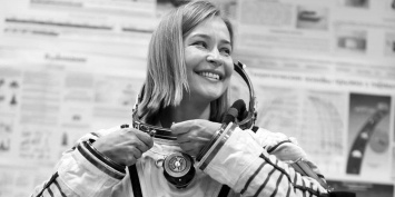 Гипоксические тренировки: Как Юлия Пересильд и Клим Шипенко готовятся к полету в космос