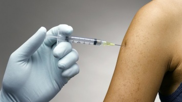 Израиль одобрил третью дозу вакцины для людей старше 50 лет