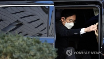 Наследник Samsung досрочно вышел на свободу в Южной Корее