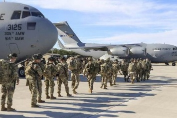 США направляют в Афганистан три тысячи военных для защиты своего посольства в Кабуле