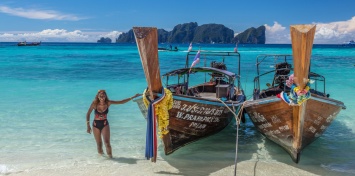 В Таиланде запретили солнцезащитные кремы - от них кораллы бледнеют