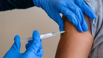 На Днепропетровщине вакцинировалось более 658 тысяч человек