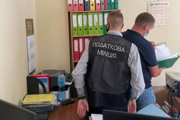В Киеве правоохранители провели обыски на коммунальных предприятиях "Информатика" и "Киевгорсвет"