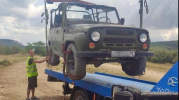 У туриста изъяли машину за незаконный проезд по крымскому заповеднику