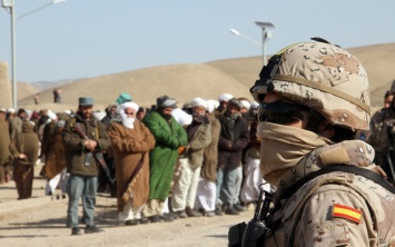 США договорились с Испанией об использовании ее военных баз для афганских беженцев