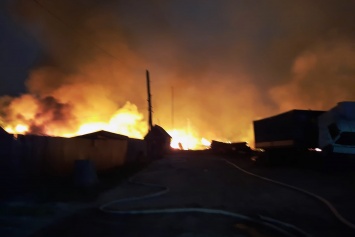 В Самарской области в результате пожара сгорели десятки строений