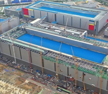 Один из крупных заводов Samsung может быть полностью остановлен из-за пандемии