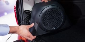 Водителей предупредили о штрафах за замену аудиосистемы в автомобилях