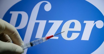 Вакцина Pfizer получила полное одобрение в США