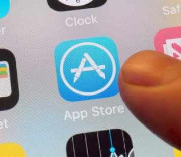 Отчет: Apple предоставляет доступ несовершеннолетним пользователям к приложениям для взрослых