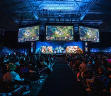 Чемпионат мира по League of Legends перенесли из Китая в Европу