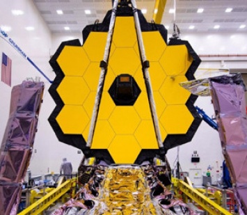 Замена Хабблу на старте. Телескоп Джеймса Уэбба наконец-то готов к отправке в космос