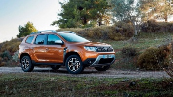 Рестайлинговый внедорожник Dacia Duster приобрел «робота»