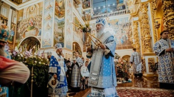 В Киево-Печерской лавре тысячи верующих УПЦ отмечают престольный праздник монастыря