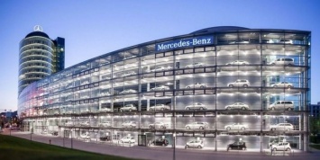 Mercedes отказывается от дилерских центров