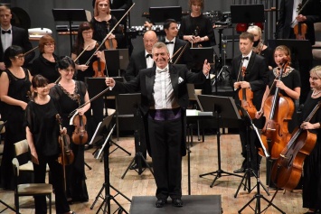 В Запорожье популярный оркестр даст еще один концерт под открытым небом