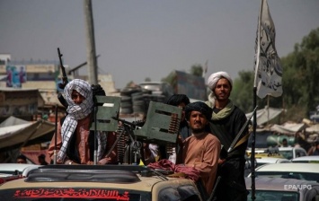 Талибы летали на вертолете с привязанным мужчиной