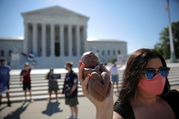Джо Байден раскритиковал отказ суда приостановить закон об абортах
