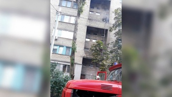 В Днепре на Семафорной горел балкон в многоэтажке