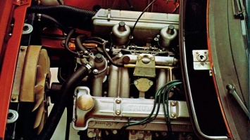 Названа причина установки двигателя под наклоном в автомобилях Saab